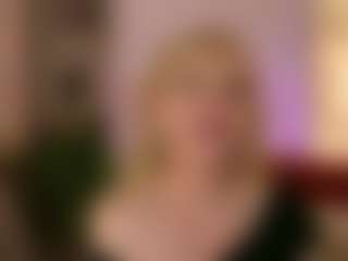 Live cam show with SandraKind - Petite MILF on Camsoda