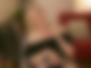 Live cam show with SandraKind - Blonde Hair Middle Aged on camtv