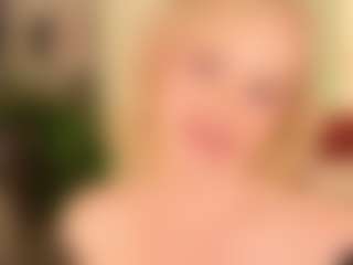 Live cam show with SandraKind - Skinny MILF on Camsoda