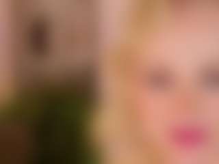 Live cam show with SandraKind - Blonde Hair Middle Aged on CamwithHer