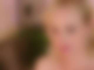 Live cam show with SandraKind - Middle Aged on Camsoda