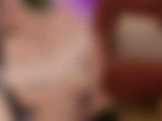 SandraKind's Live Sex Cam Show
