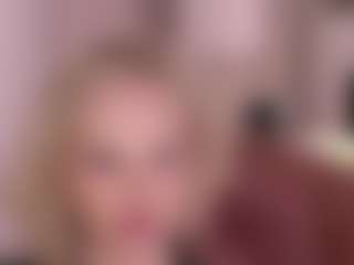 SandraKind's Live Sex Cam Show