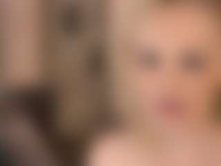 Live cam show with SandraKind - Petite MILF on xxxlivecams.org