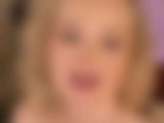 SandraKind's Live Sex Cam Show