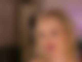SandraKind's Live Sex Cam Show