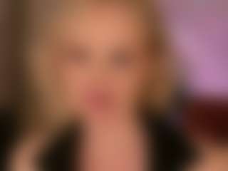 SandraKind's Live Sex Cam Show