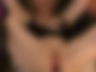 SandraKind's Live Sex Cam Show