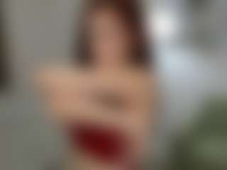 Synne-g1ows's Live Sex Cam Show