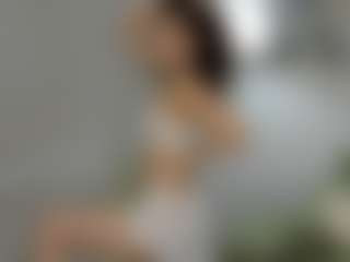 Synne-g1ows's Live Sex Cam Show