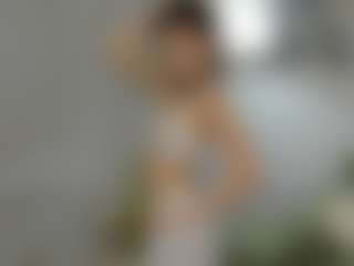 Synne-g1ows's Live Sex Cam Show