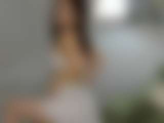 Synne-g1ows's Live Sex Cam Show