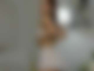 Synne-g1ows's Live Sex Cam Show