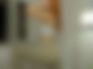 Live cam show with Synne-g1ows - Brown Hair on EXY