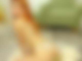 Synne-g1ows's Live Sex Cam Show
