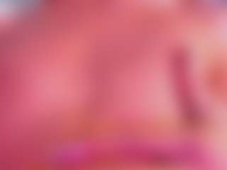 Live cam show with Alaiaguerra - Green Eyes on Camsoda