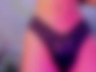 Alaiaguerra's Live Sex Cam Show