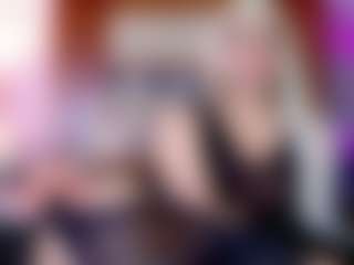 Live cam show with Ashley-Isabella - Average on Camsoda