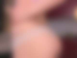 Live cam show with EdlinDollins - Blue Eyes on Camming Site