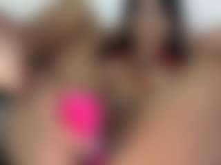 LunaAfterHours's Live Sex Cam Show