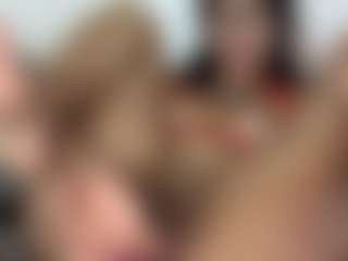 LunaAfterHours's Live Sex Cam Show