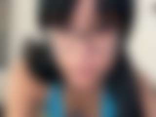 LunaAfterHours's Live Sex Cam Show