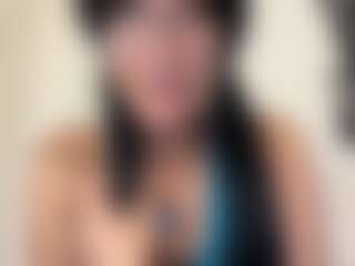 LunaAfterHours's Live Sex Cam Show