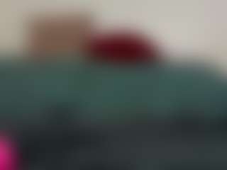 LunaAfterHours's Live Sex Cam Show
