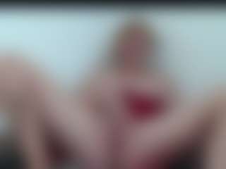 Live cam show with Marusyaluxury - Blonde Hair on SpunkLive