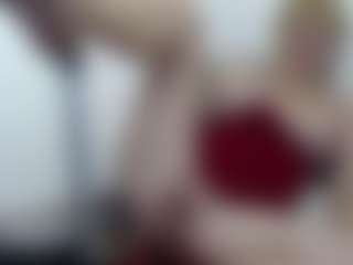 Live cam show with Marusyaluxury - Brown Eyes Blonde Hair on CamClone