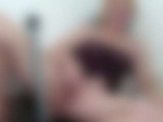 Live cam show with Marusyaluxury - Blonde Hair Amateur on Gym Cam Girls
