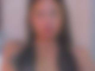 shantallvegga1's Live Sex Cam Show