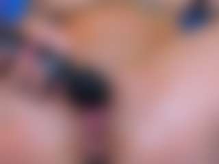 Live cam show with shantallvegga1 - Skinny on Pornisteam.com