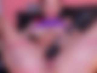 shantallvegga1's Live Sex Cam Show