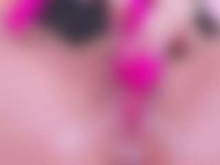 shantallvegga1's Live Sex Cam Show