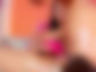Live cam show with shantallvegga1 - Petite on Camsoda