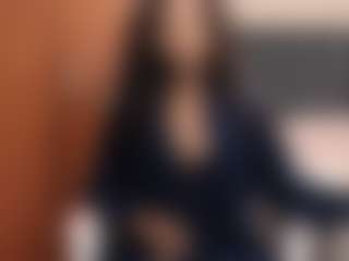 Live cam show with SlenderSubtype - Tittyfuck on Camsoda