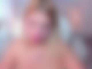 Live cam show with isabela-romano26 - Blonde Hair on boobsie.com