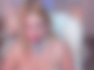 Live cam show with isabela-romano26 - Petite on googirlz