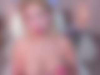 Live cam show with isabela-romano26 - Blonde Hair on alttransgirls