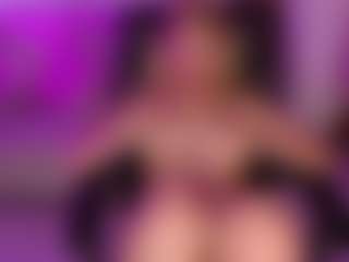 Live cam show with isabela-romano26 - Oil on Gym Cam Girls