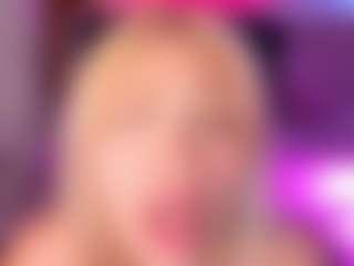 Live cam show with isabela-romano26 - Brown Eyes Blonde Hair on hotwifechat.live