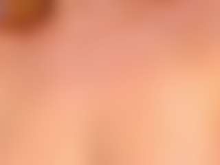 Live cam show with isabela-romano26 - Blonde Hair MILF on Big Tits