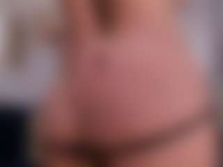 Live cam show with Saskia-litt - Big Ass on sexylive.show