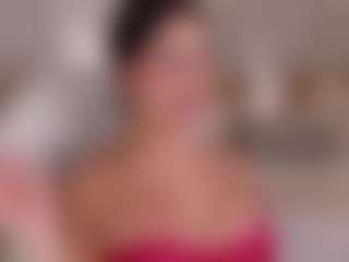 Live cam show with Saskia-litt - Nipple Piercings on Camming Site