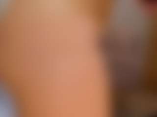 Live cam show with Saskia-litt - Bikini on Livezox