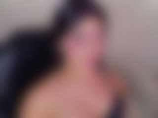 Live cam show with Saskia-litt - Fingering on Cam Slut