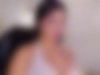 Live cam show with Saskia-litt - Lesbian on Mixed Magazine Live
