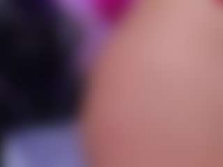 Live cam show with Saskia-litt - Big Tits Small Tits on Camsoda