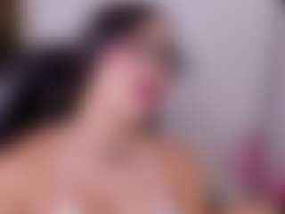 Live cam show with Saskia-litt - Wet on Camsoda